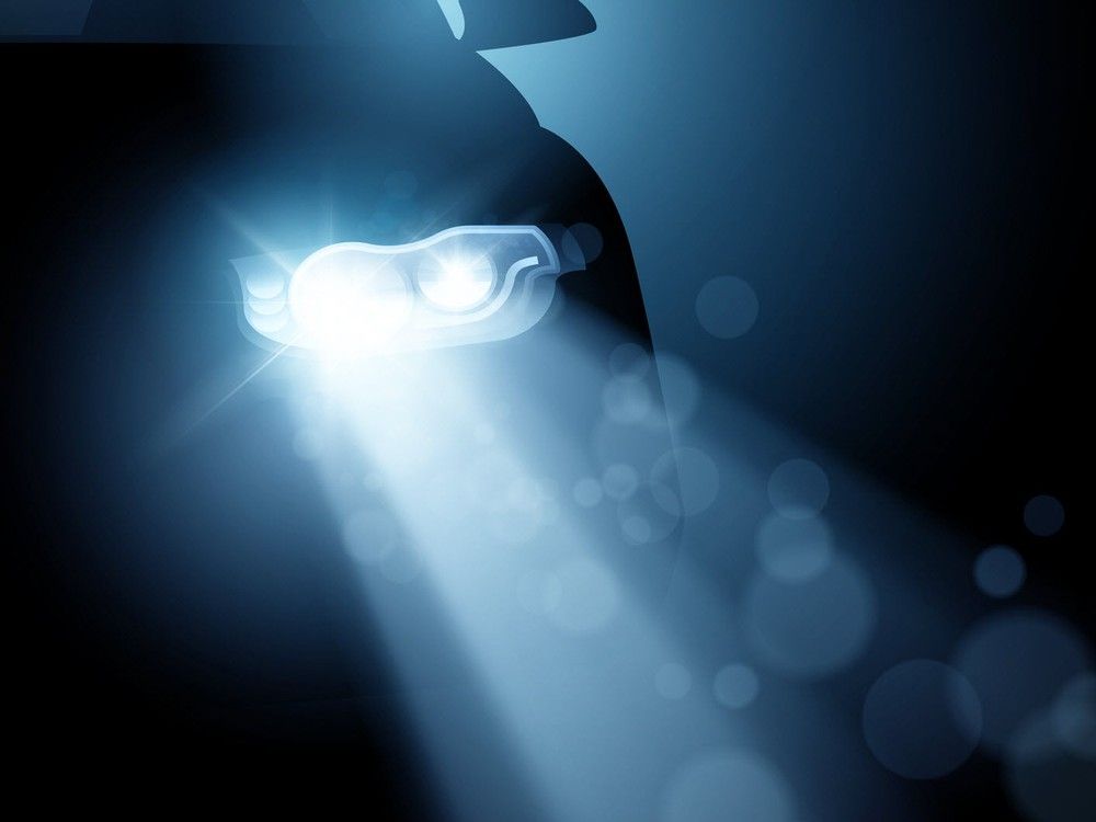 Transport Canada launches survey on glare from 'blinding' LED headlights