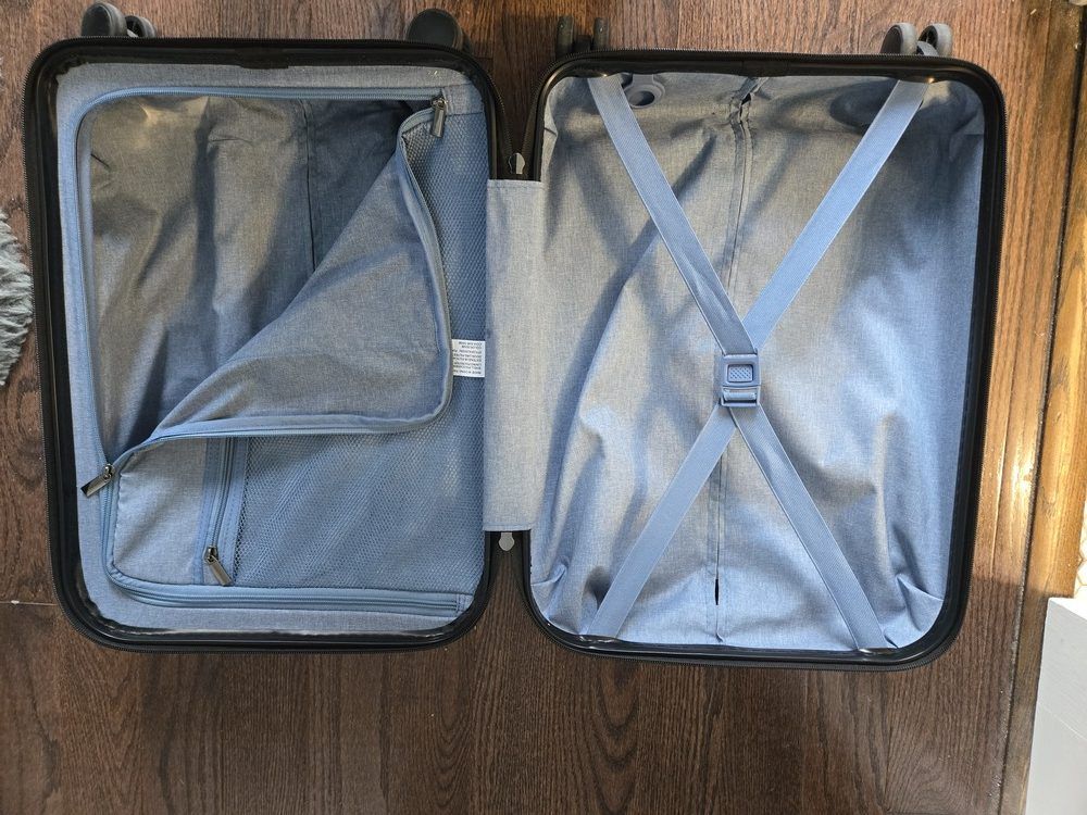  Cindy McKay’s Bugatti suitcase fit all the sizes she needed for multiple airlines.