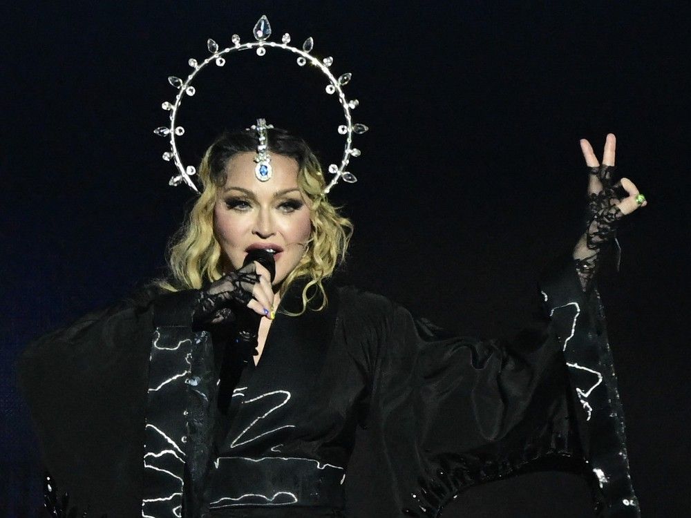  Pop star Madonna shares some French-Canadian ancestry with Hillary Clinton, Celine Dion and Justin Trudeau, among others.