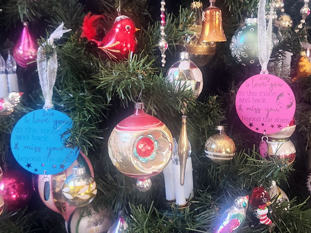  Belynda Gray’s Christmas tree includes ornaments bearing the names of Jack and Lilly Sullivan, her grandchildren who were reported missing in May.