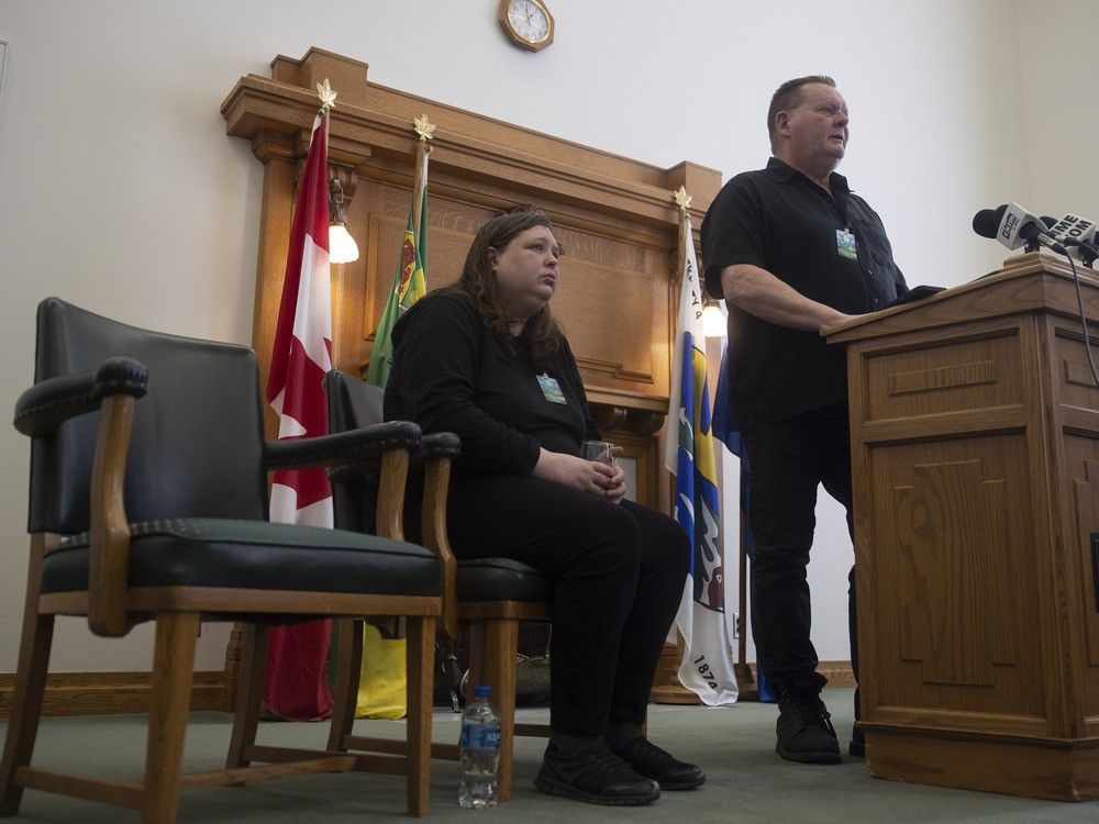  Jolene Van Alstine and her husband Miles Sundeen at the Saskatchewan Legislative Building on Nov. 30, 2022 in Regina.