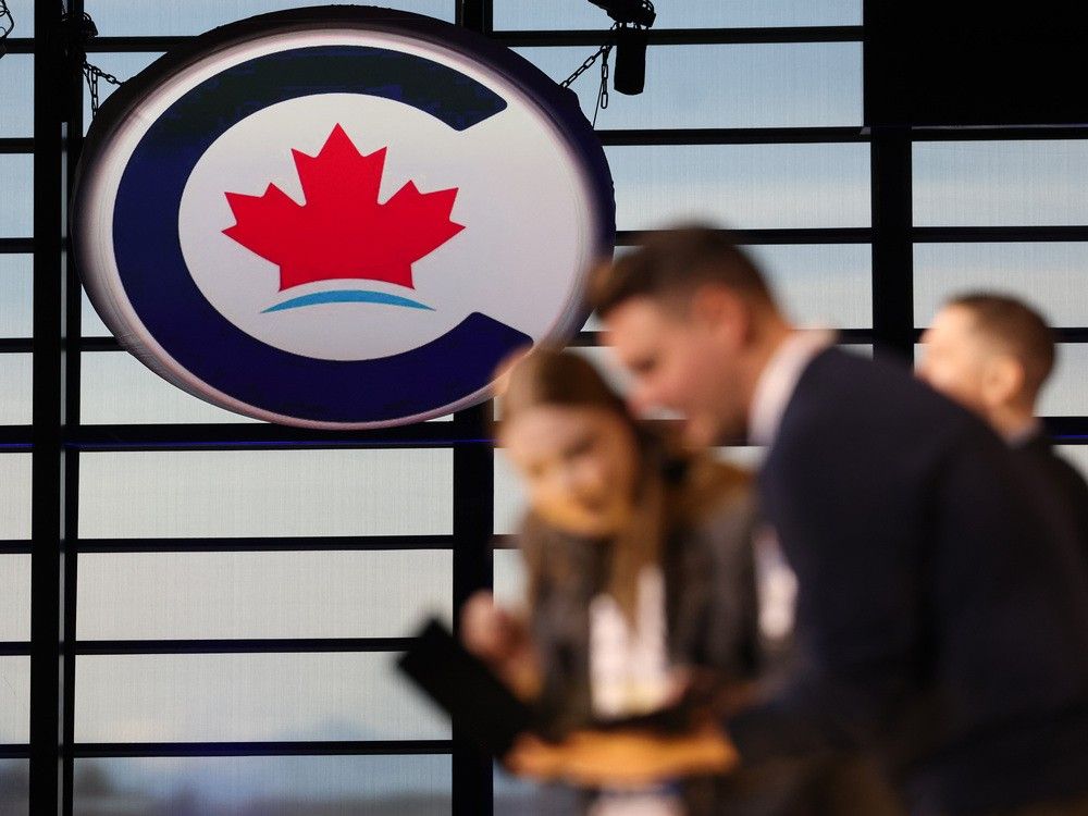 Conservative delegates set to vote on Poilievre's leadership, as election fears linger