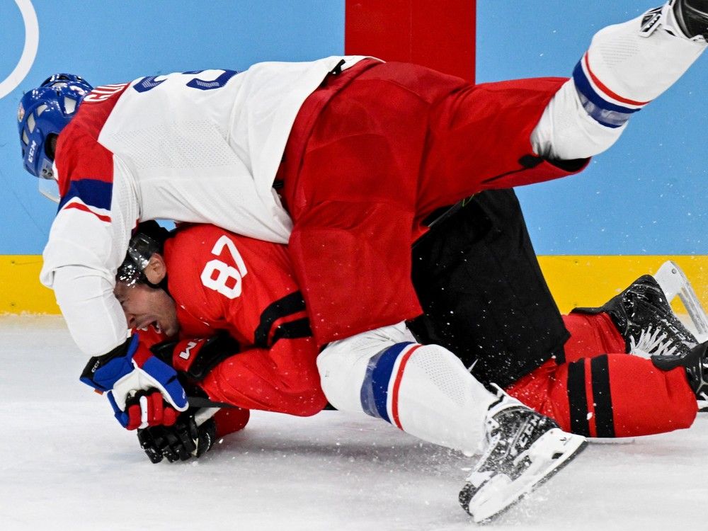 Canadian captain Sidney Crosby misses practice ahead of Olympic semifinal with Finland
