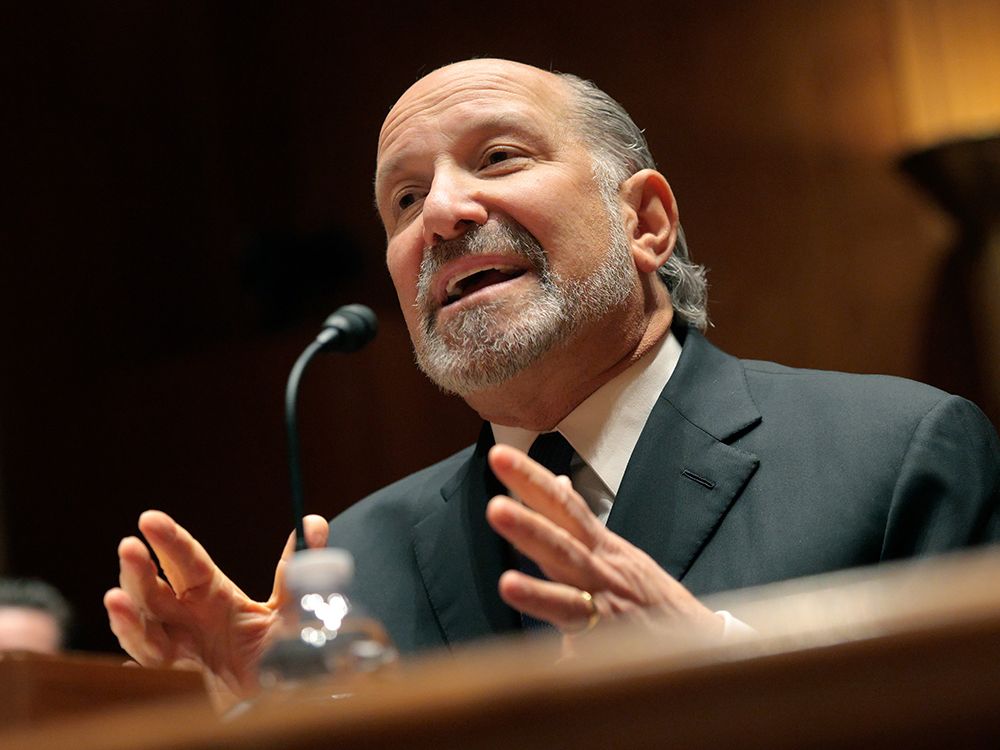 Trump's Gordie Howe bridge threats came after U.S. commerce secretary met with owner of rival Ambassador Bridge