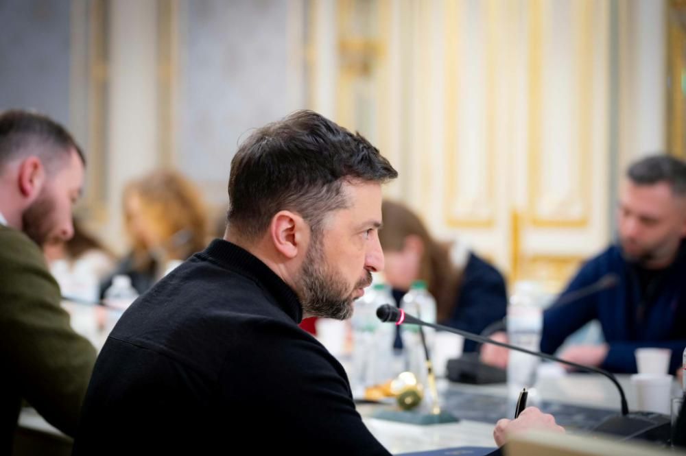 U.S. pressing Ukraine and Russia to end war by June, Zelensky says