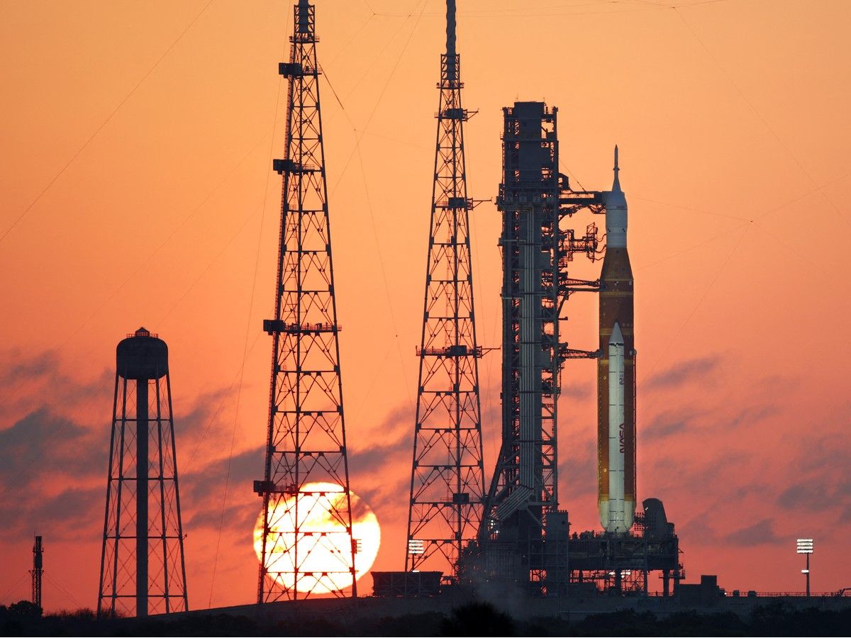 Why NASA is spending $100 billion to return to the moon with Artemis II