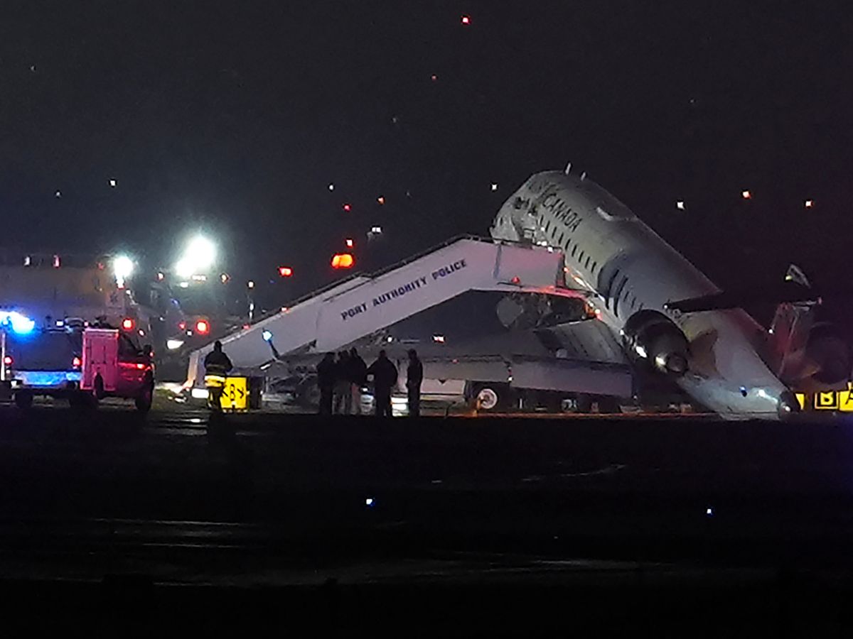 Air Canada flight attendant ejected from plane and found strapped in jump seat, survives crash: reports