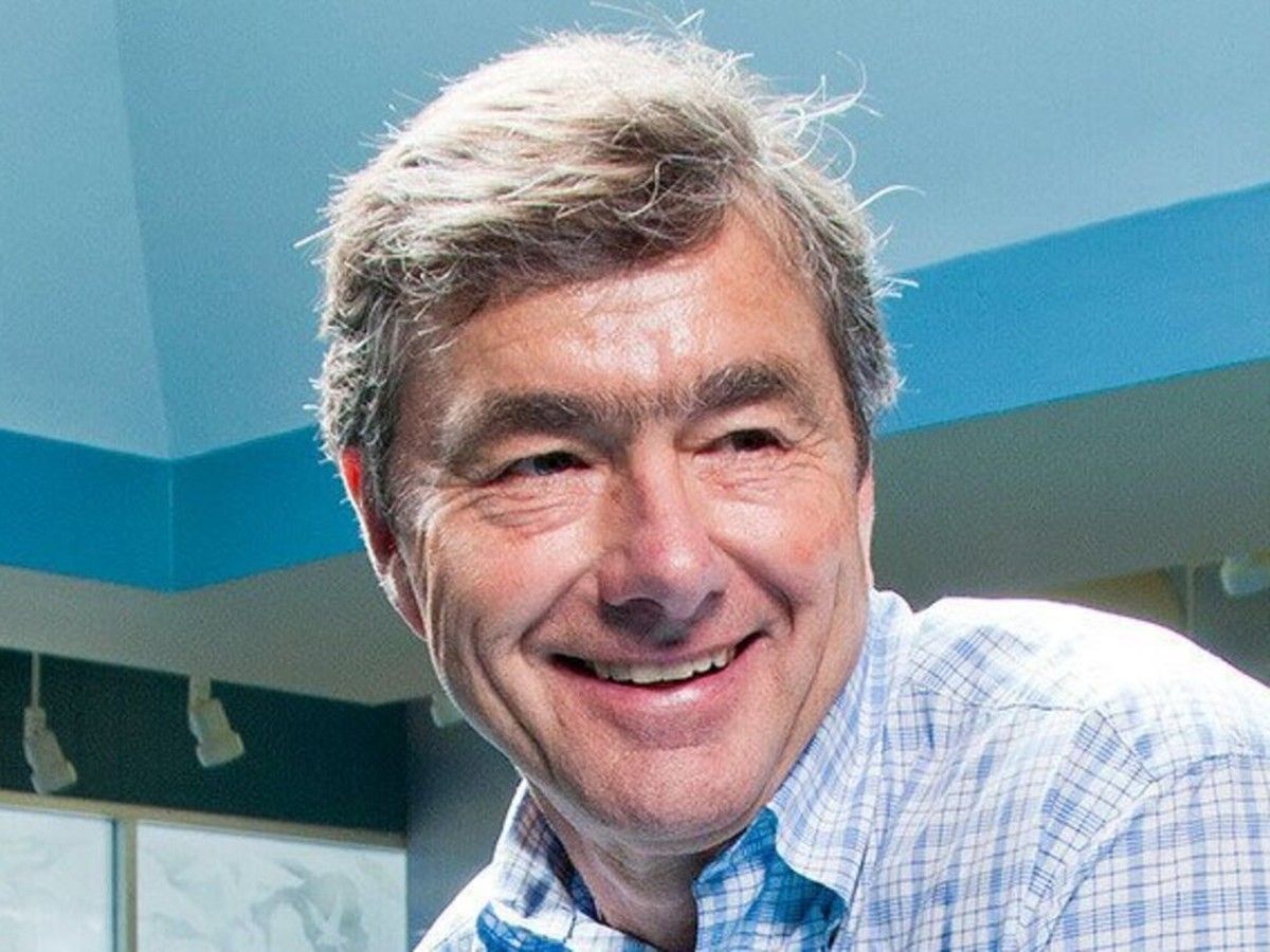 Faltering Canadian billionaire puts Halifax mansion up for sale for $14.9 million