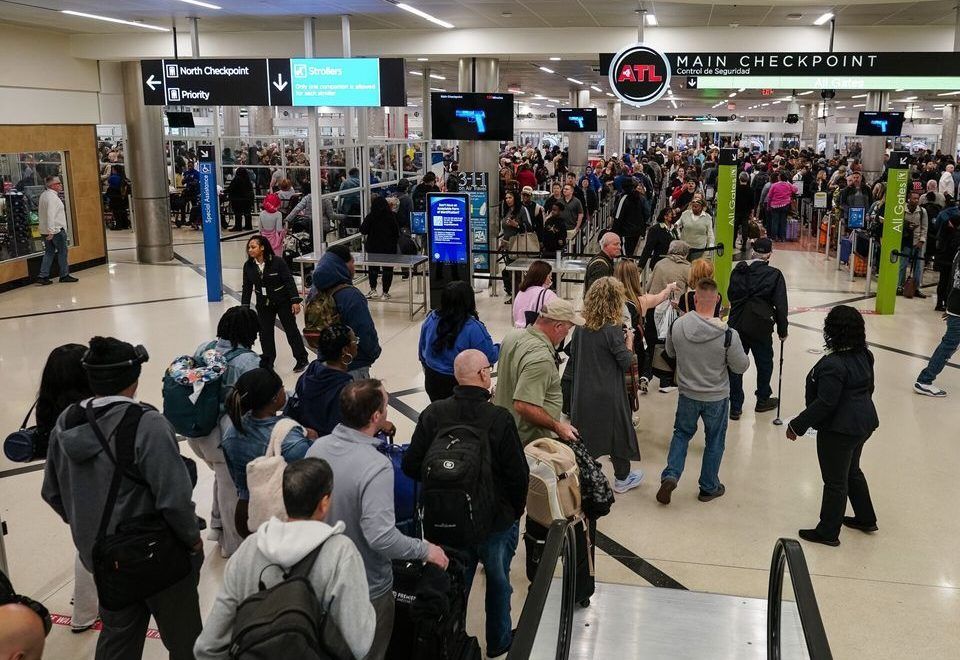 ICE agents will help TSA with 'non-significant' duties in deployment to major U.S. airports: Trump border czar