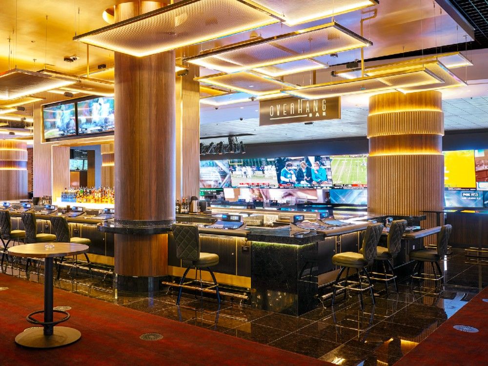  The Overhang bar at Circa Las Vegas.