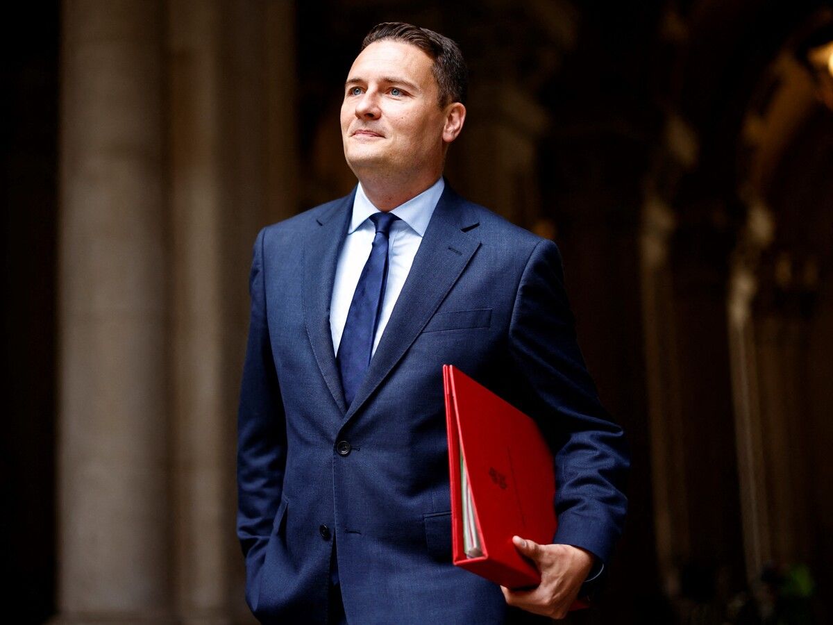  Britain’s Health Secretary Wes Streeting arrives for a cabinet meeting at 10 Downing Street in London on July 16, 2024.