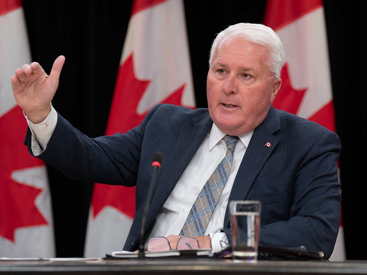 An ethics report just called on Mark Carney to sell his investments. Here’s why it likely won’t happen