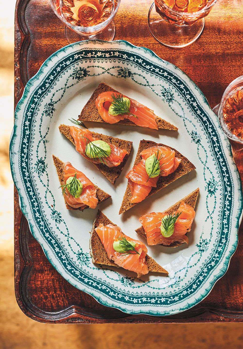 Gravlax with caraway and coriander