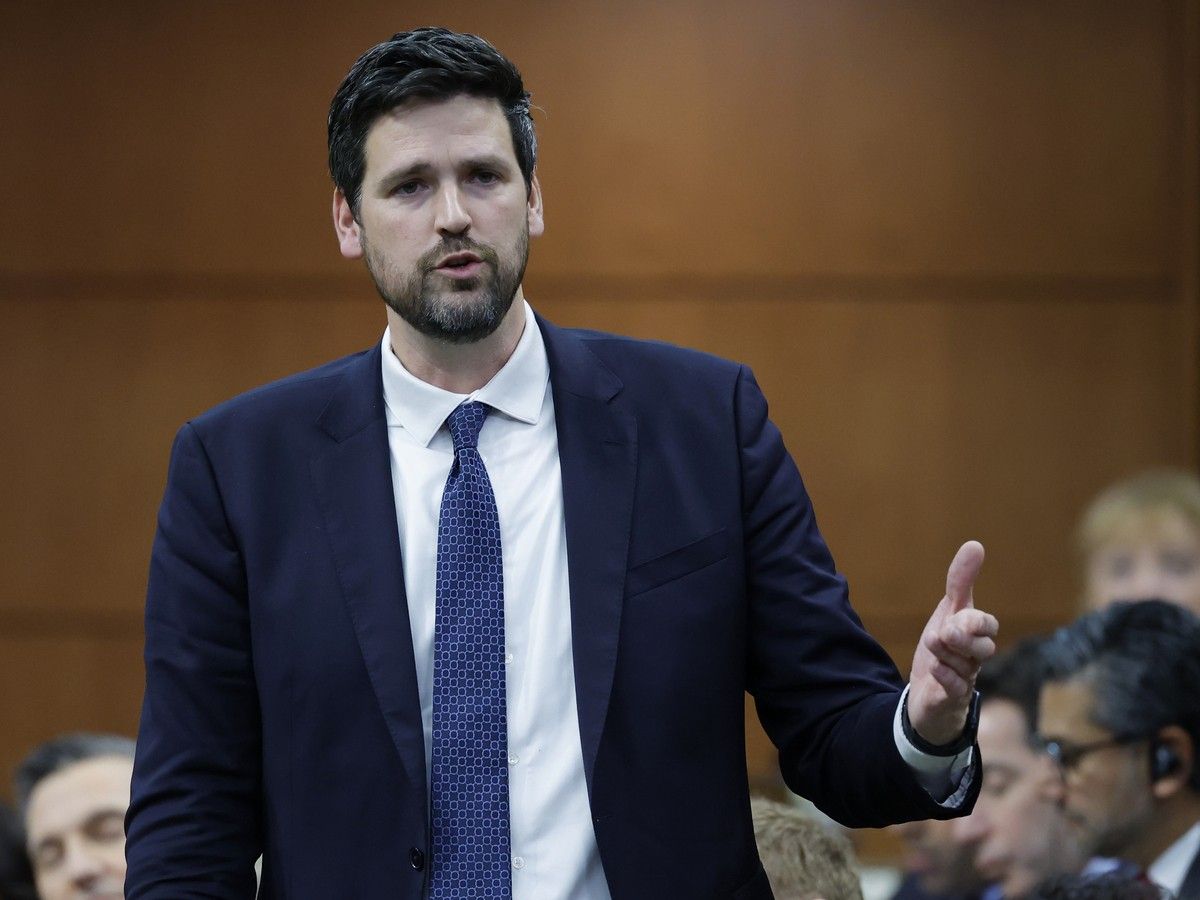 As feds look to criminalize deepfakes, advocates want a way to erase them from the internet