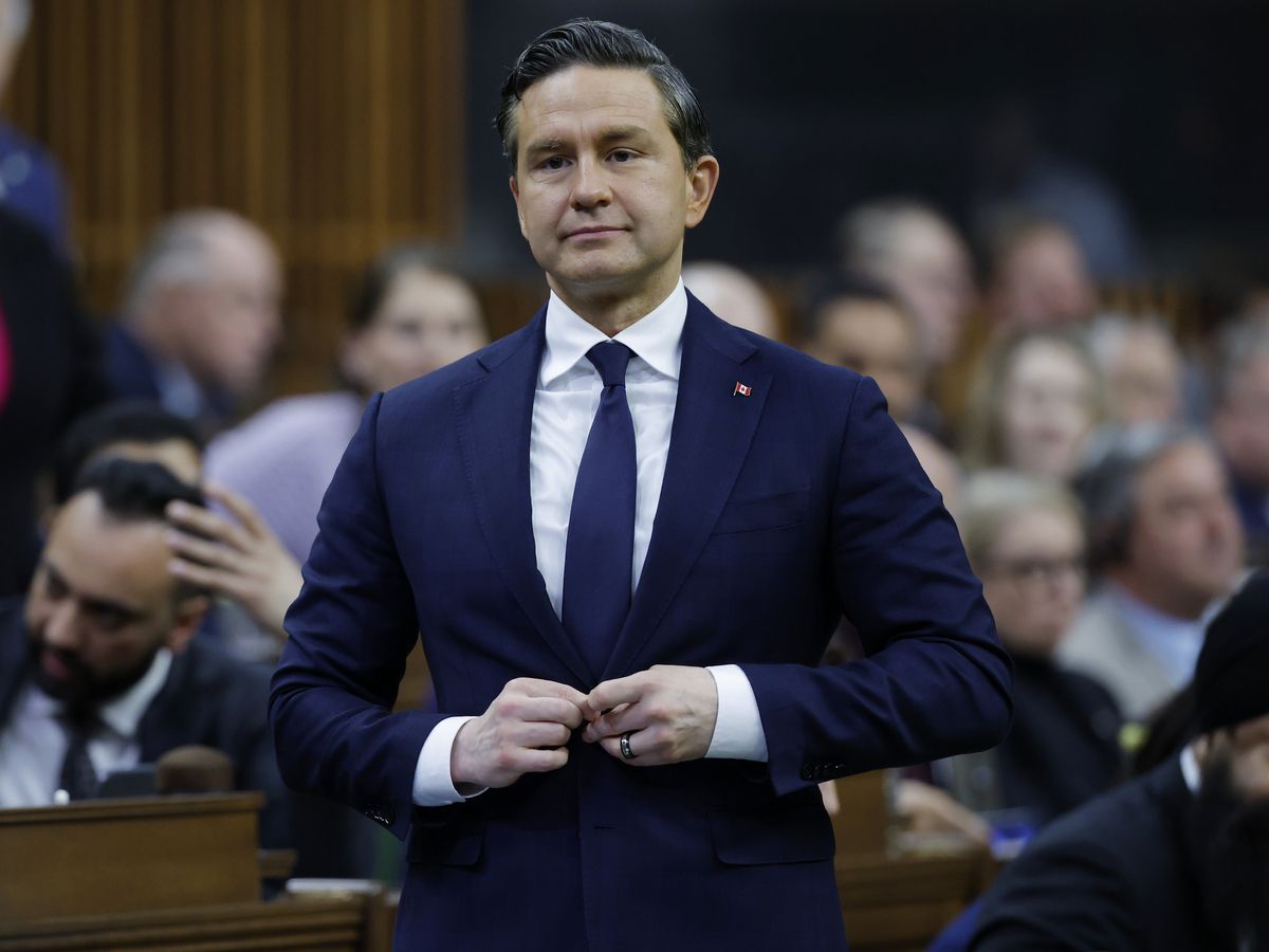 Pierre Poilievre’s popularity still strong but slipping among Conservative voters, poll finds