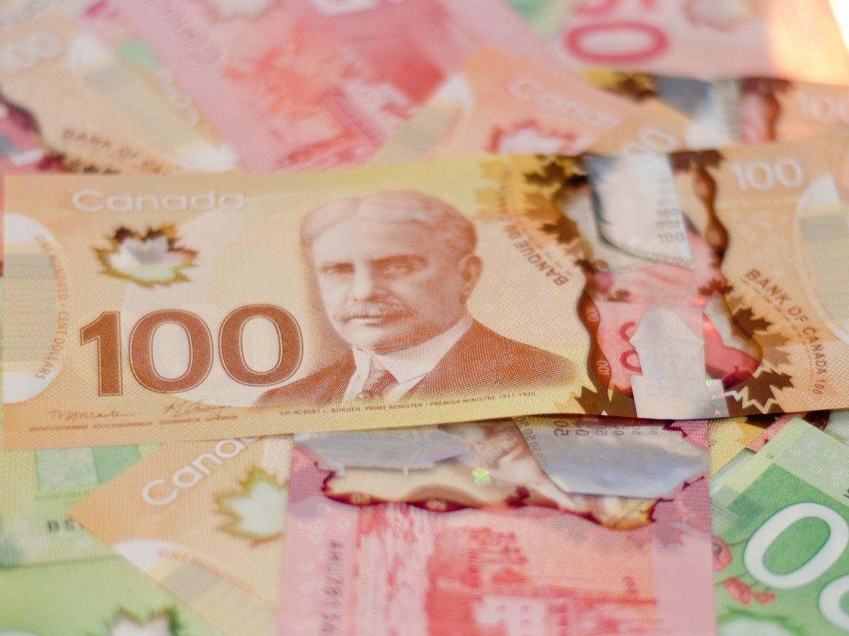 Canadians plan to spend less this summer, but one generation plans to splash out: survey