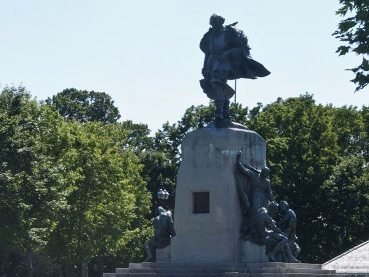 Christopher Dummitt: Vandals don’t deserve a veto over Champlain statue
