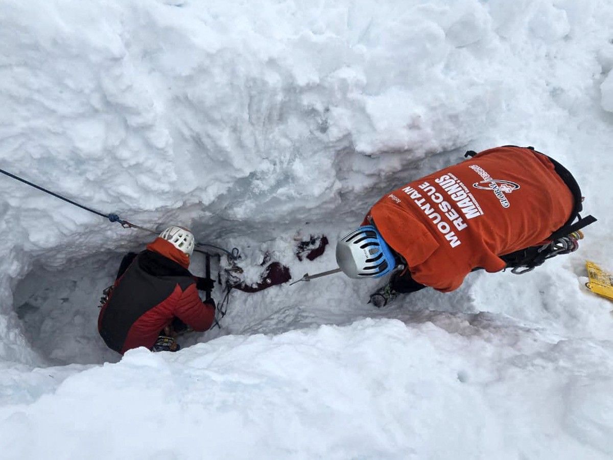 Bodies of Canadian woman and Mexican man recovered after avalanche in Peruvian mountains