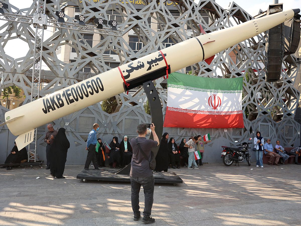 U.S.-Iran stuck in a stalemate as war nears the 100-day mark