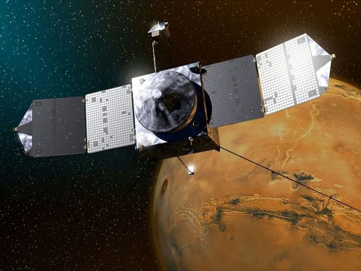 After six months of silence from Mars probe, NASA to pull plug on mission