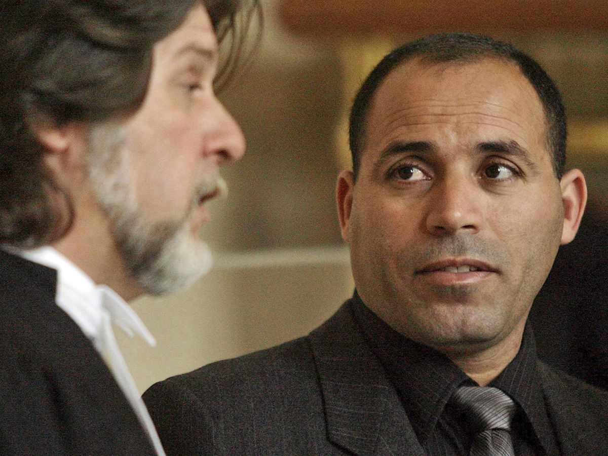 Accused al-Qaeda sleeper agent Mohamed Harkat wins another chance at staying in Canada