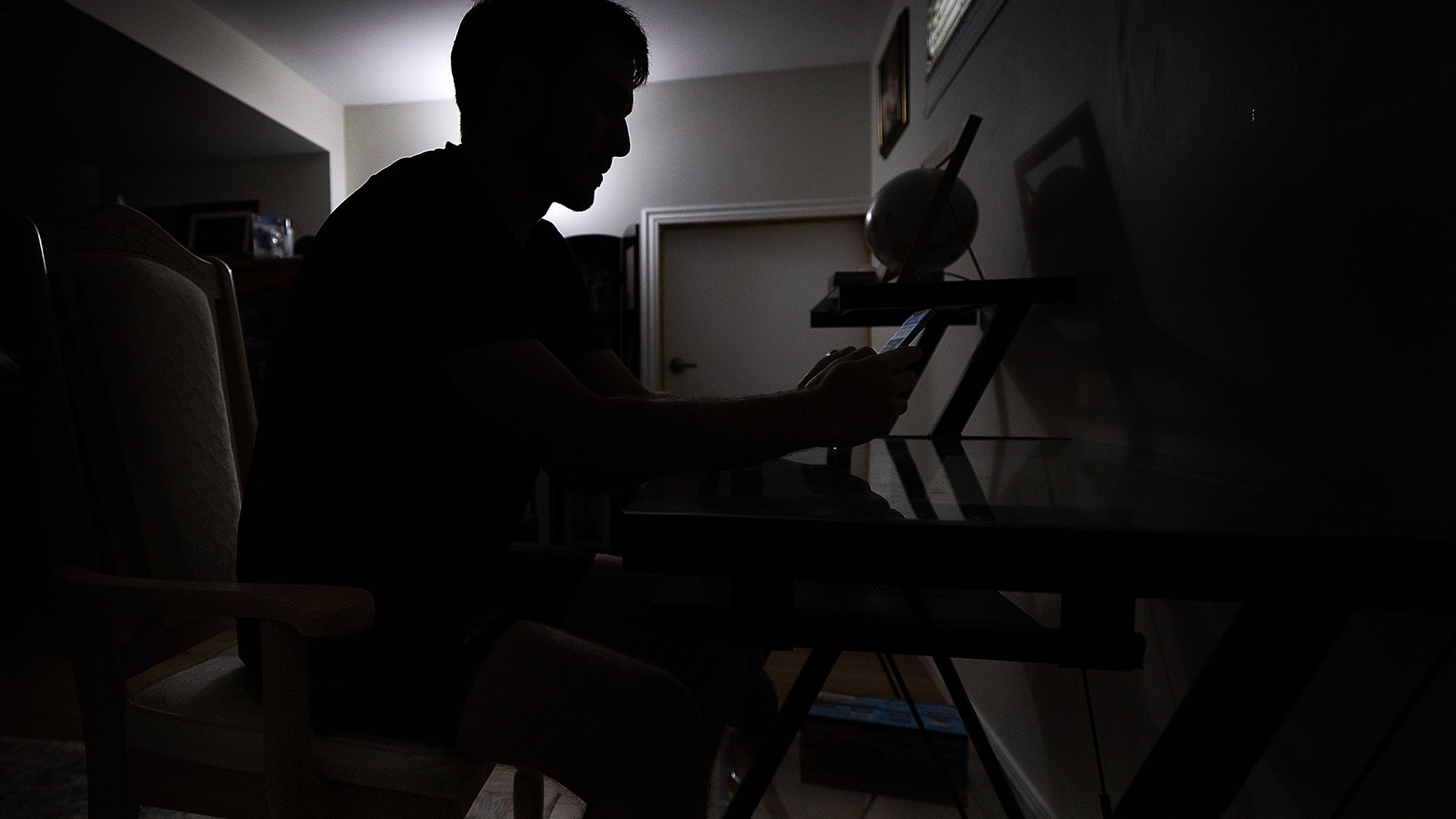 Photo of an online gambling addict