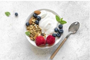 Fuelling Longevity: A dietician’s guide to smarter yogurt choices