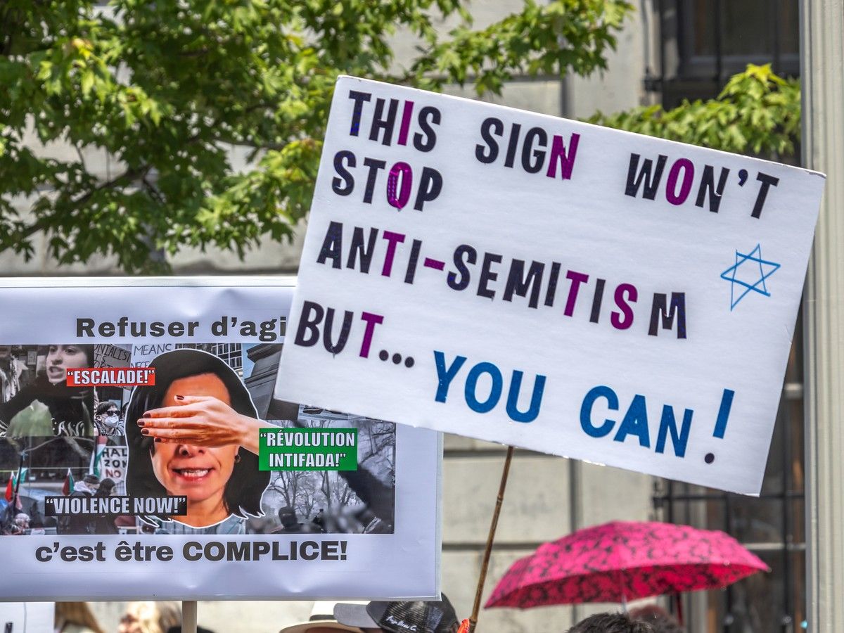 Federation CJA & CIJA organized a rally in Montreal.