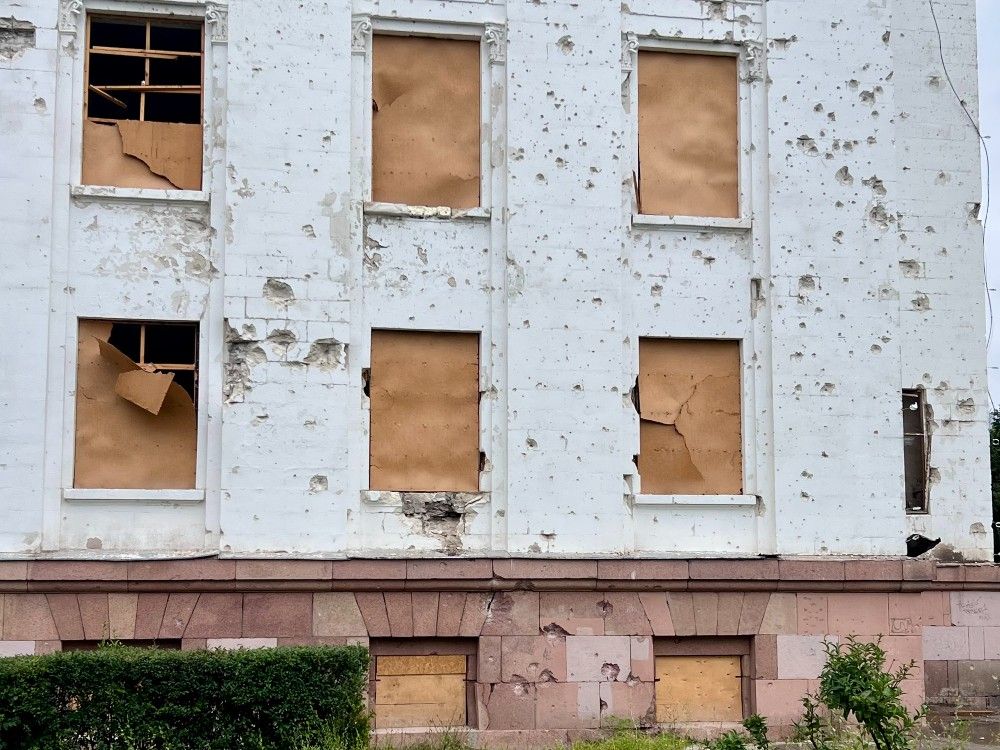 Russian forces claim to have captured territory just 14 kilometres from Kramatorsk, Ukraine.