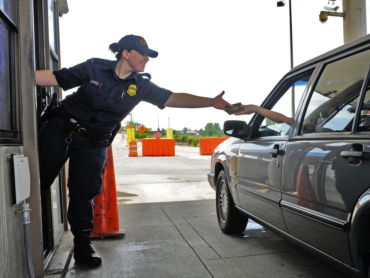 Canadians are driving back to the U.S. They still aren’t flying