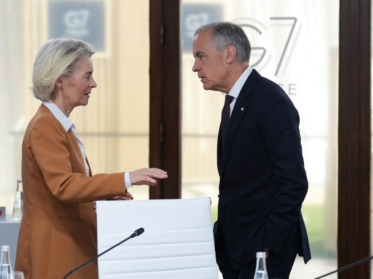 Canada's Prime Minister Mark Carney (right) speaks with European Commission President Ursula von der Leyen.