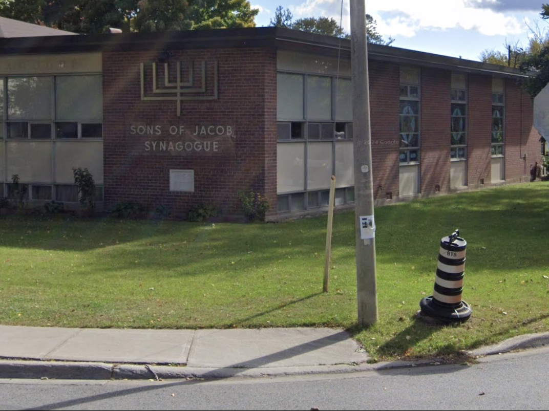 ‘Bang! Bang! Bang!’: Confusion, gunshots during Yom Kippur service at Belleville synagogue