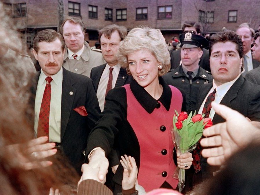 King Charles issues rare statement disputing claims from Princess Diana’s brother