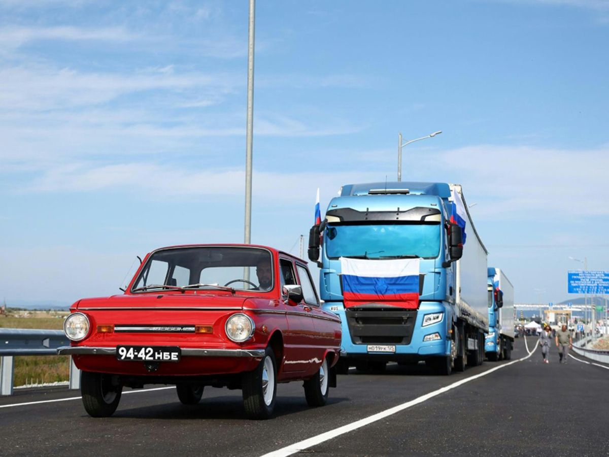 Road bridge opens across Russia-North Korea border