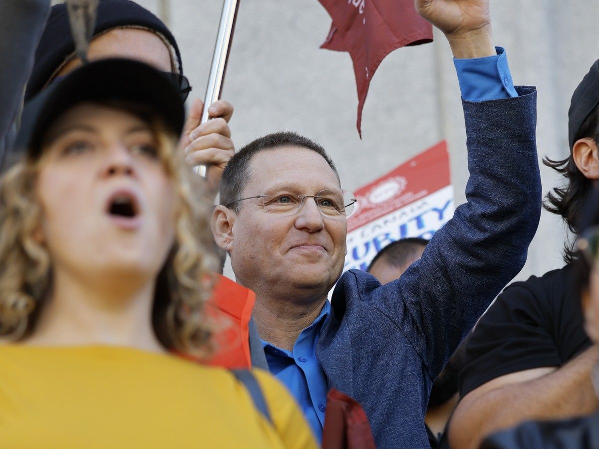 Chris Selley: Avi Lewis embraces collective guilt for Jews, but never for Muslims