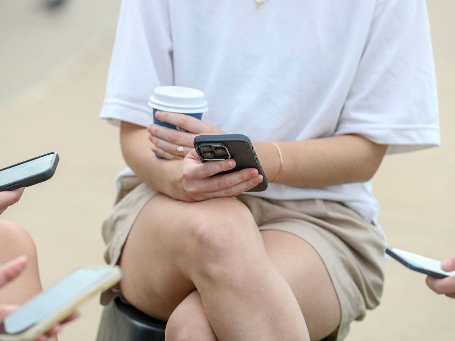 The etiquette of location sharing: Who gets to keep tabs on you? And when do you turn it off?