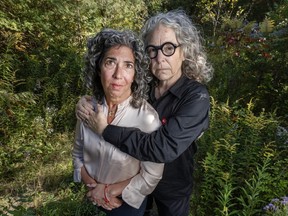 Sharlene Weitzman, right, and Jennifer Aronson, left