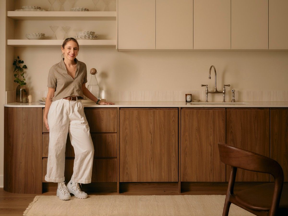 “We took a clean, soft approach to the space,” says designer Daniella Dolman of FOR Design, pictured in the kitchen crafted by The Wood Work.