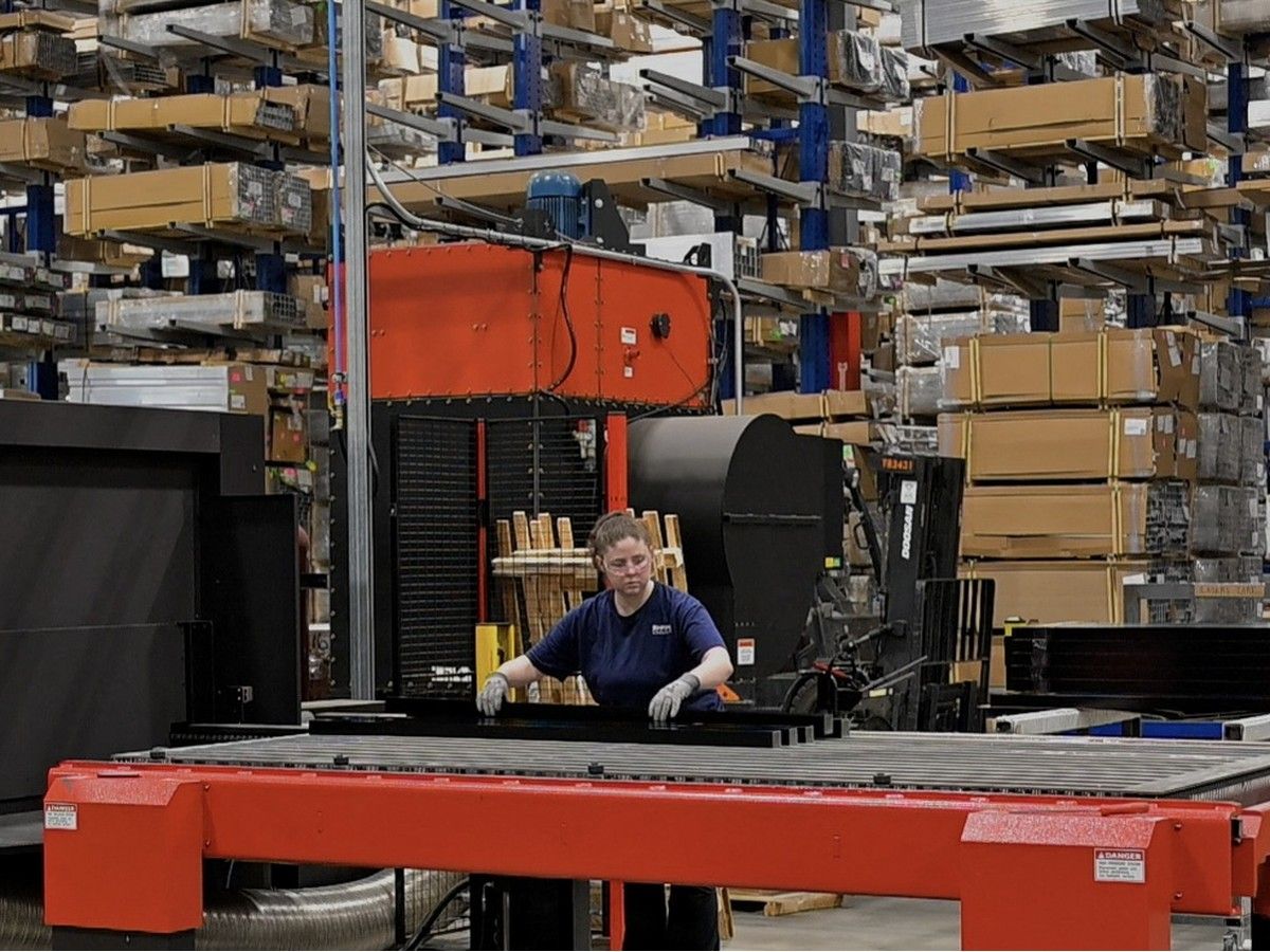 Trump tariffs, trade war with Canada and Iran war driving up cost for U.S. manufacturers