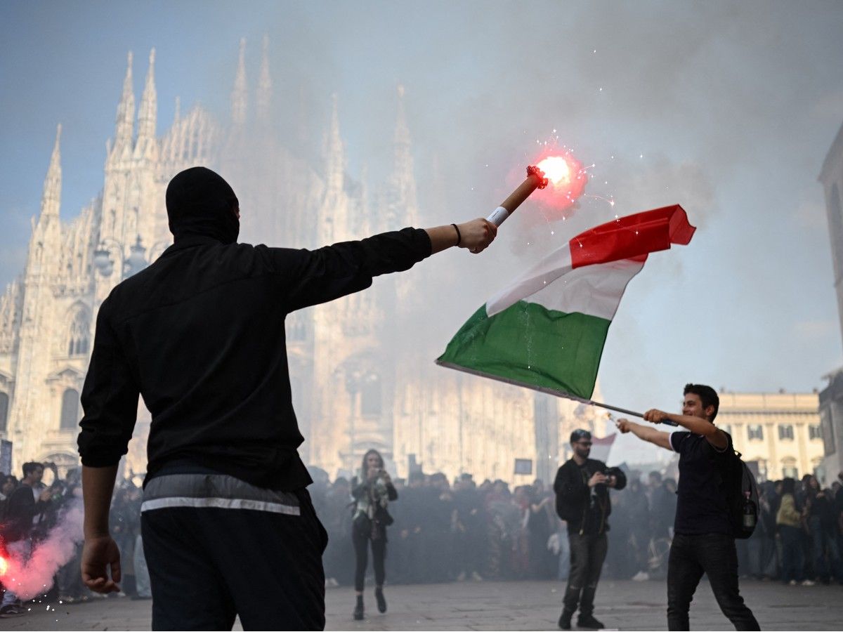 Thousands protest in Italy with 9 arrested and 371 detained