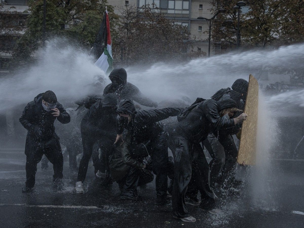 France dodges rerun of looting and riots at protests with tough security