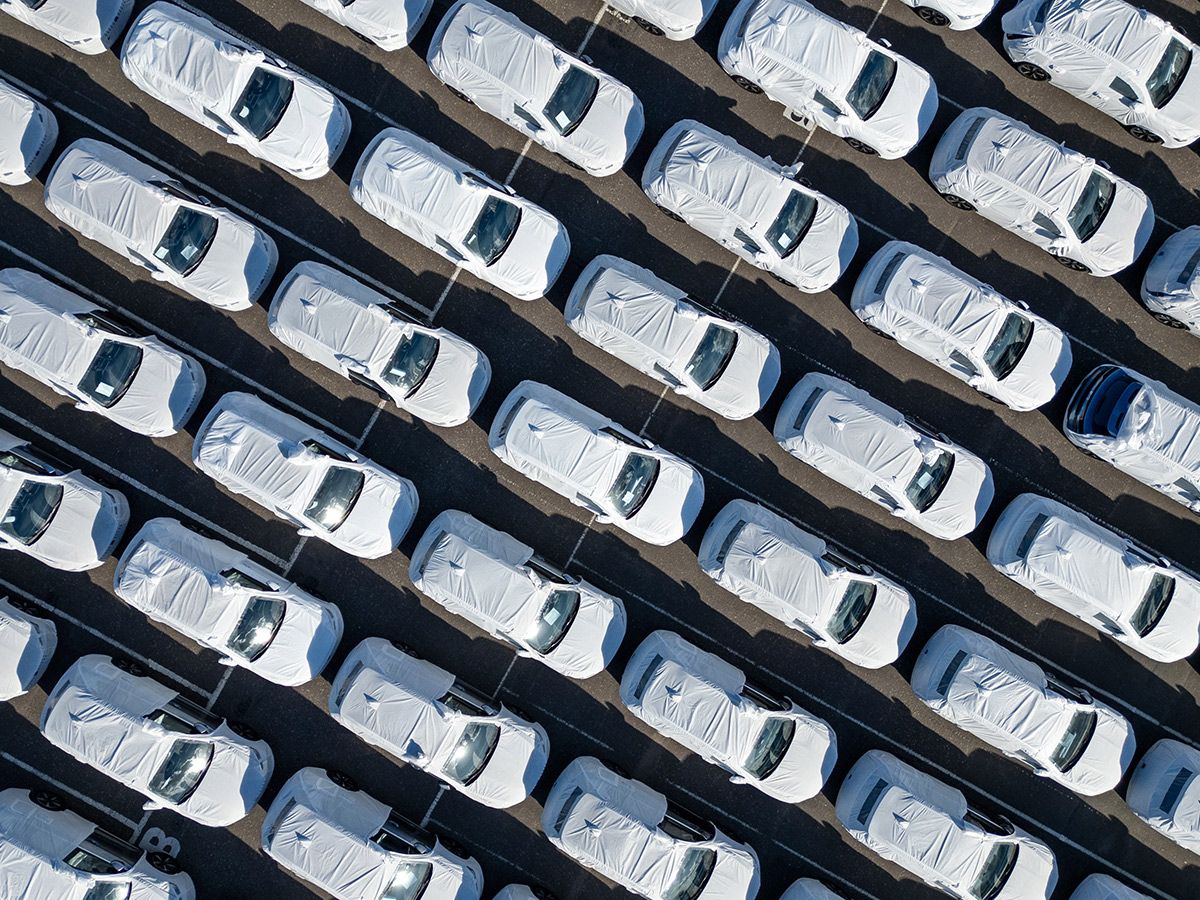 Many electric vehicles.