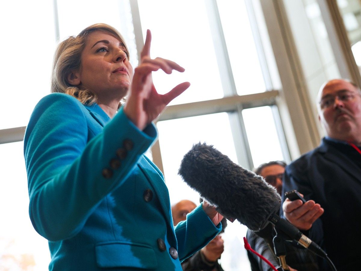 Joly says ‘everything is on the table’ but still no court filing against Stelco layoffs