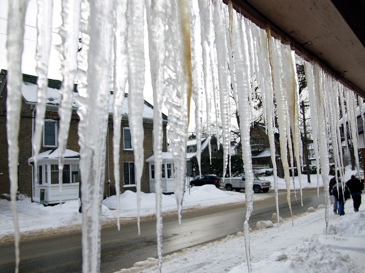 How Canada’s retaliatory tariffs could drive up your winter heating costs