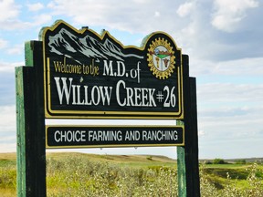 Nanton-MD of Willow Creek sign