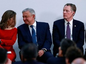 Canadian Deputy Prime Minister Chrystia Freeland, Mexico's President Andres Manuel Lopez Obrador and U.S. Trade Representative Robert Lighthizer attend a meeting at the Presidential Palace, in Mexico City, Mexico December 10, 2019. (REUTERS/Henry Romero)