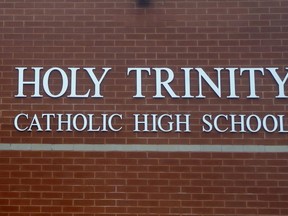 0429 sr holy trinity