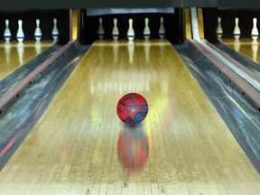 5 pin bowl kl.KL.jpg