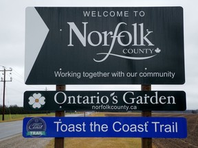 Welcome to Norfolk sign.