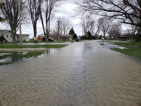 Flooding at Lighthouse Cove, Ont. (Chatham Daily News File Photo)